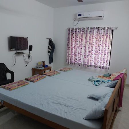 Bapat Niwas Home Stay Ganpatipule Ngoại thất bức ảnh