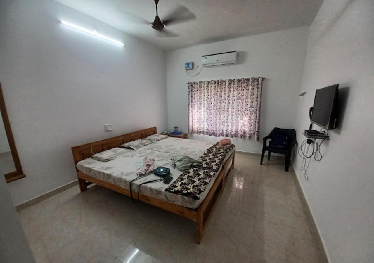 Bapat Niwas Home Stay Ganpatipule Ngoại thất bức ảnh