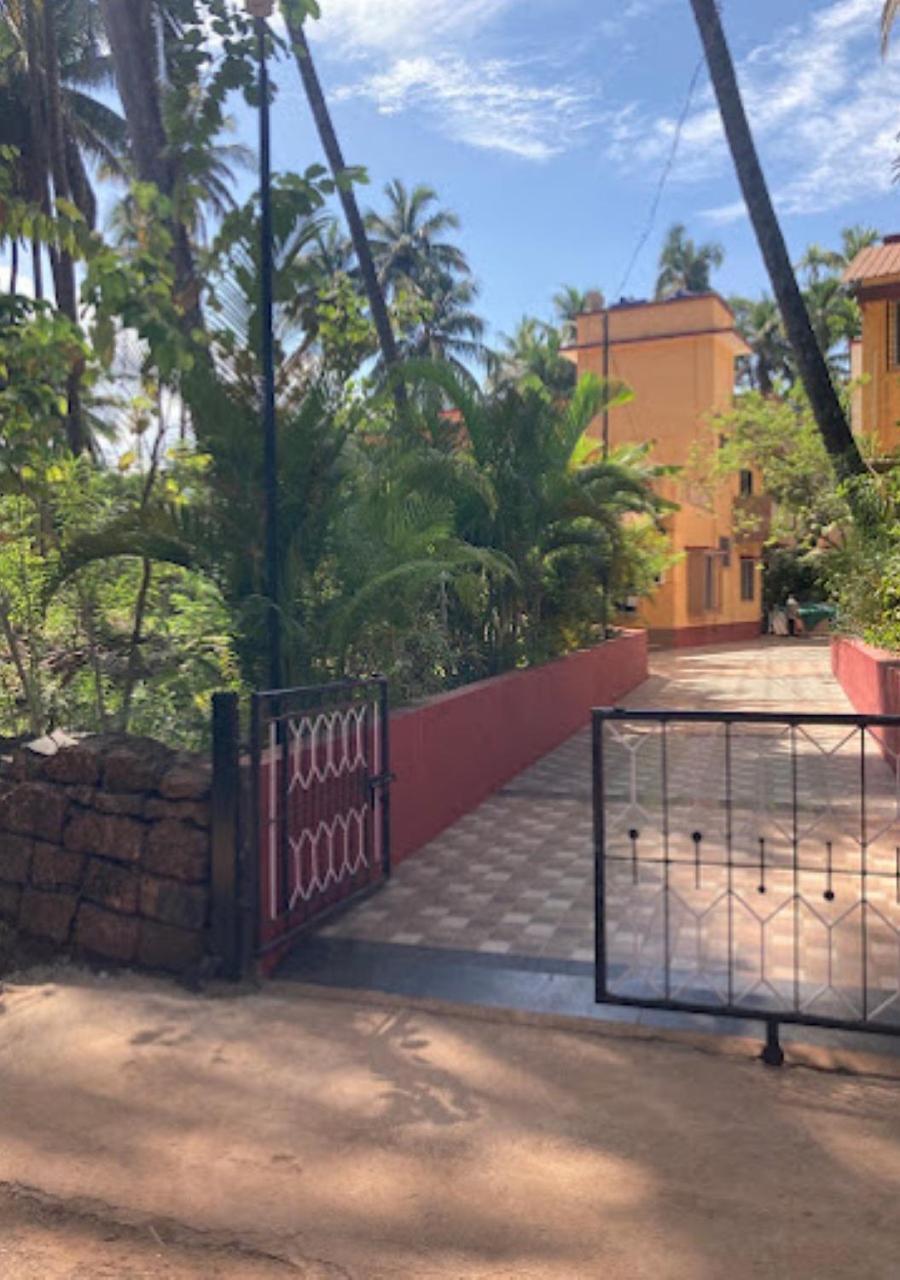 Bapat Niwas Home Stay Ganpatipule Ngoại thất bức ảnh