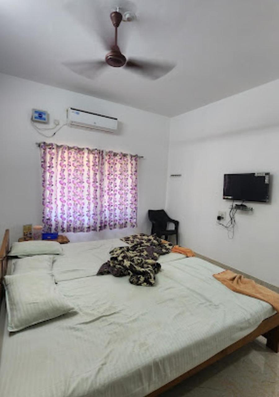 Bapat Niwas Home Stay Ganpatipule Ngoại thất bức ảnh